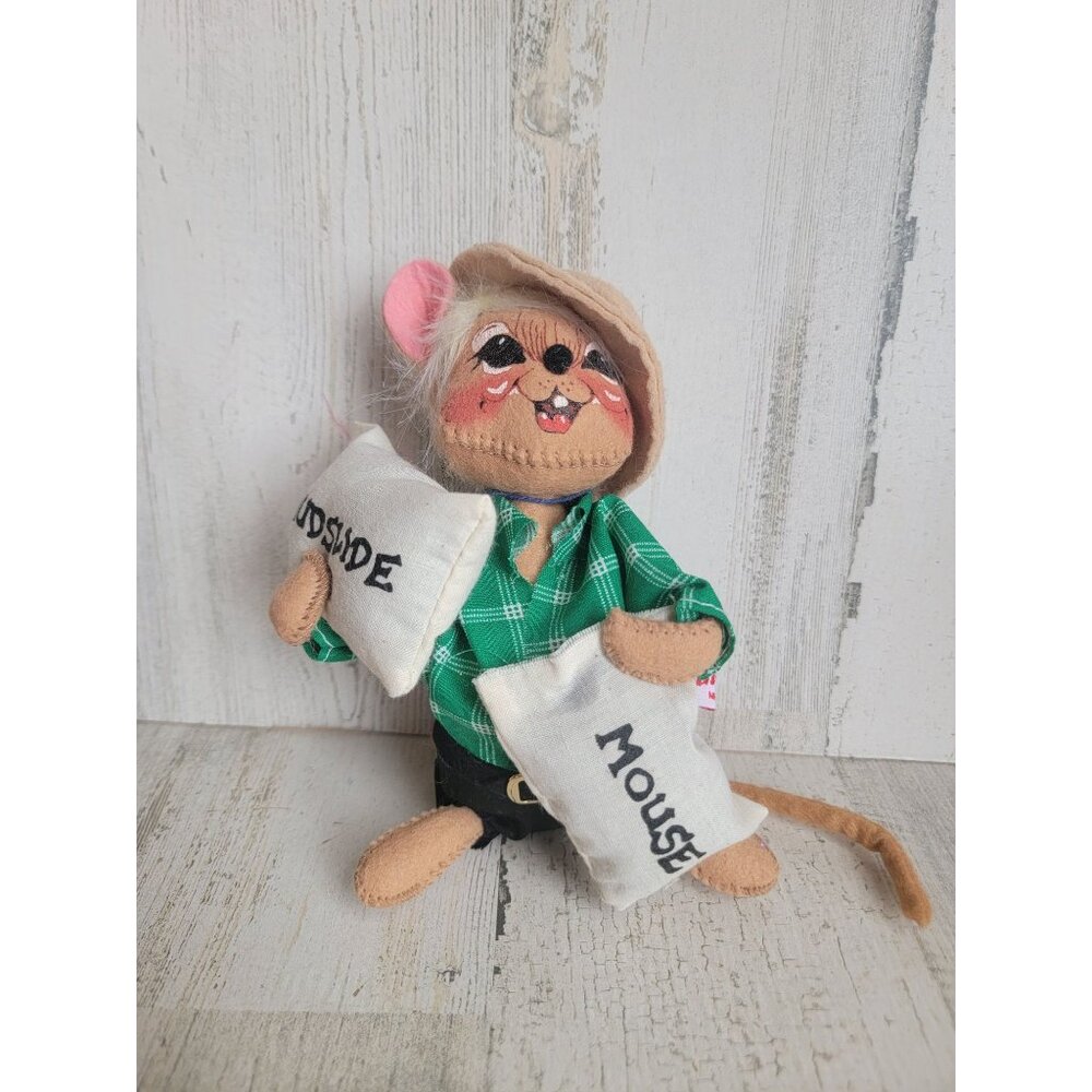 Annalee California mudslide Mouse vintage doll Society